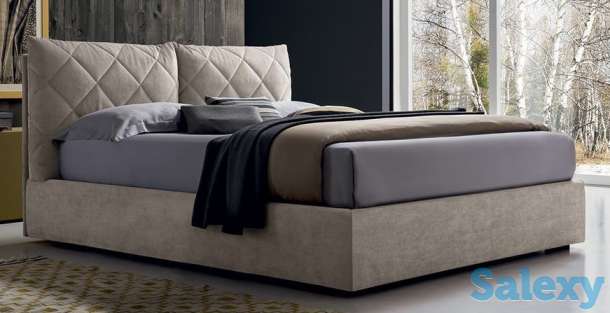 Кровать, фотография 1