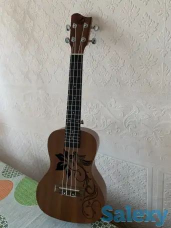 Продам укулеле размера концерт, фотография 1
