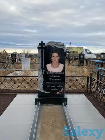 Памятники и надгробия, фотография 10