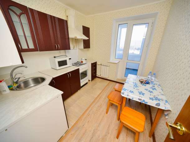 2-комнатная квартира посуточно, Алии Молдагуловой 36/1, фотография 3