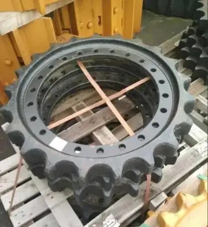 Звёздочка ведущая Cat Volvo Komatsu Doosan HItachi, фотография 1