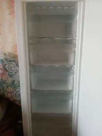 Продам морозильную камеру бу в хорошем состоянии, фотография 2