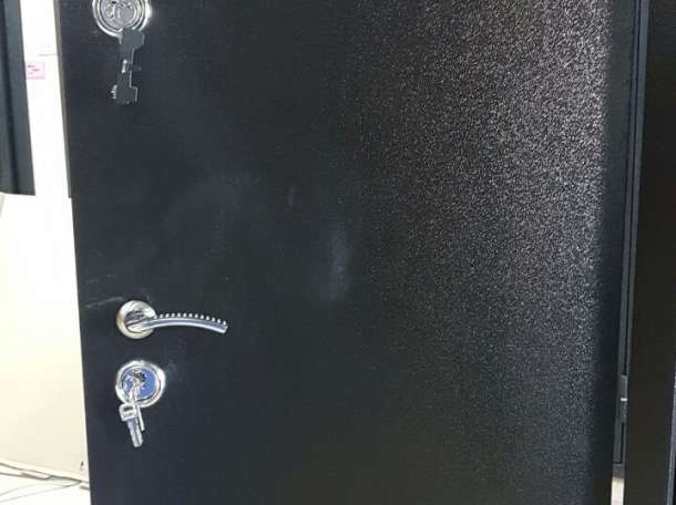 Металлические и межкомнатные двери , фотография 10