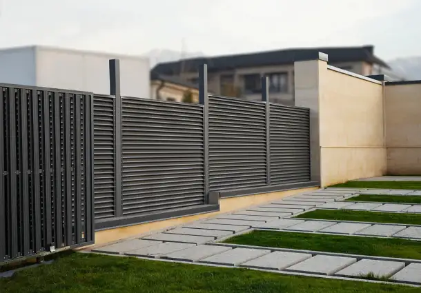 Декоративные ограждения из металла, фотография 1