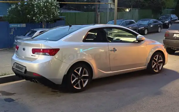 Kia Cerato 2012 г., фотография 4