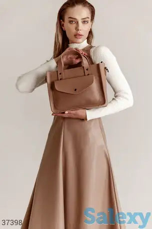 Прямоугольная сумка-тоут песочного оттенка, фотография 1