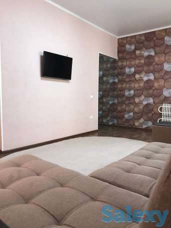 1-комнатная квартира, 40 м², 5 этаж посуточно, 11-й мкр 30, фотография 4