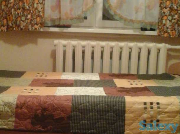 Сдам 2-х комнатную на Стрелке до мая2019 года, Набережная Иртыша им.Славского 64, фотография 3