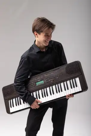 Музыканты,Музыкальная группа инструменталистов и вокалистов, фотография 6