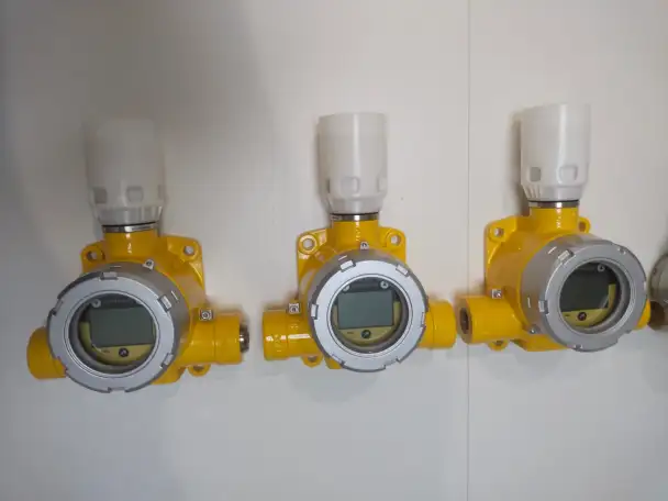 КИПиА  складские остатки с хранения, фотография 5