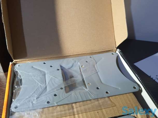 Полочка под телевизор, настенный кронштейн для плазмы и LCD 23