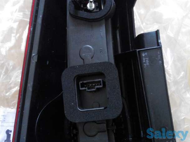 Задний фонарь на Ларгус, правый и левый, фотография 1