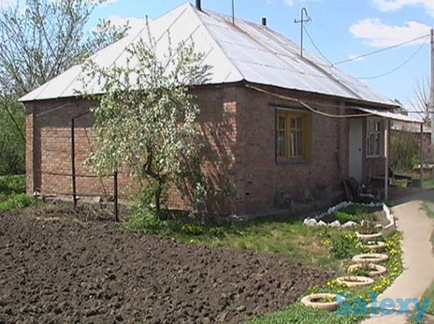 Продам 3-х ком. +кухня дом, кирпичный, санузел, ванна, бойлер, новый центральный водопровод(счетчик), горячая вода на ку, фотография 1