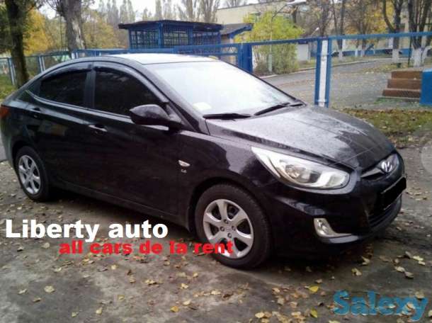 Прокат авто в Алматы Toyota Camry, фотография 4