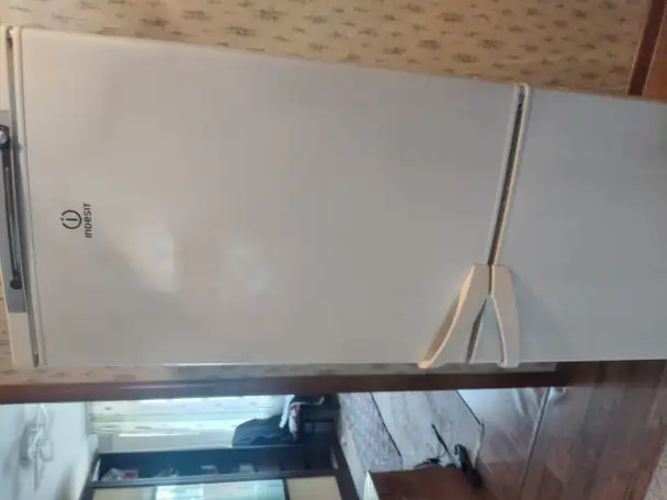 Продаётся холодильник Indesit, фотография 2