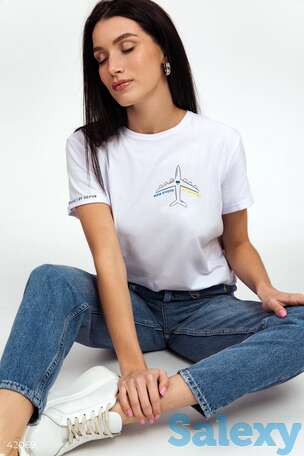 Белая футболка 