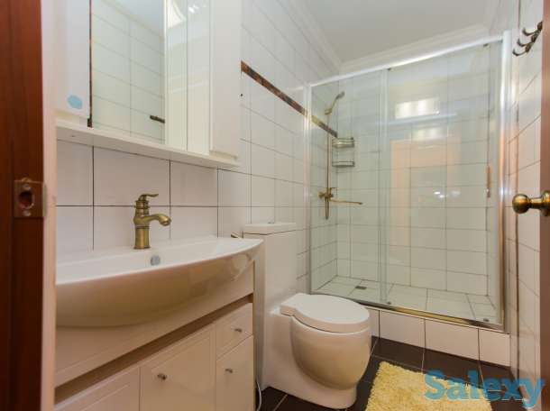 3-комнатная квартира, 130 м², 2/5 этаж, улица Тулебаева 114а — Толе би, фотография 12