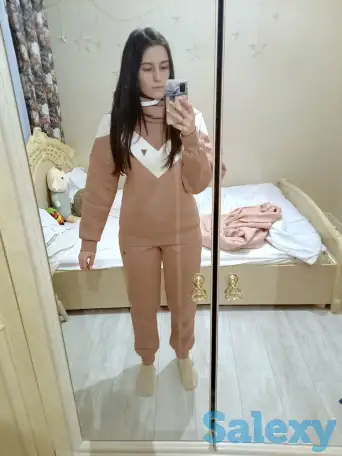 Костюм женский тёплый, фотография 3