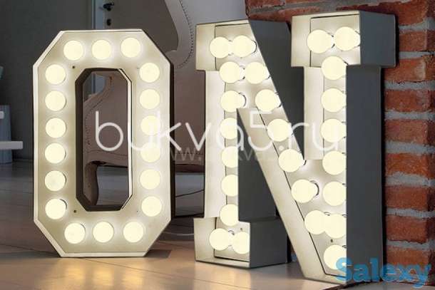 Объемные световые буквы в ретро стиле, фотография 9