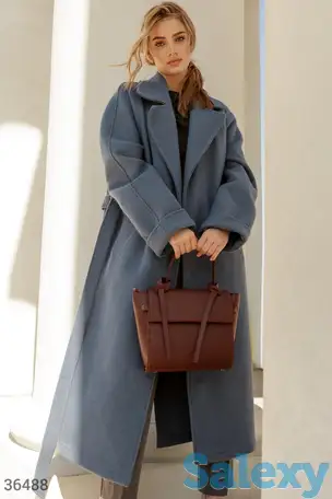 Длинное пальто темно-лазурного оттенка, фотография 1