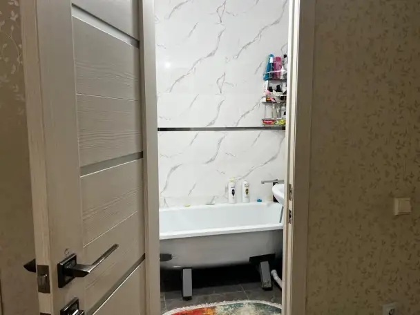 Продам квартиру, Ул.Набережная 84 А , район Курмыш, фотография 8