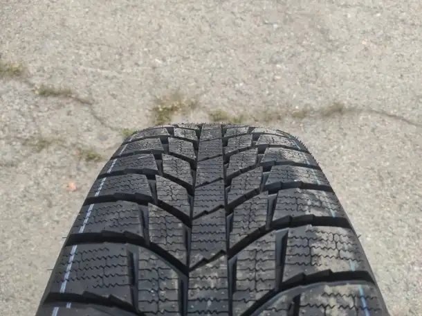 225.60.17 Triangle PL01 106R, фотография 2