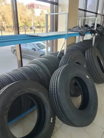 31570R22.5 31580R22.5 12.00R20 29580R22.5 27570R22.5 Вы можете купить грузовые шины у компании Vartech, фотография 6