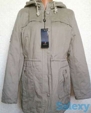 Распродажа осенней и зимней женской одежды., фотография 1