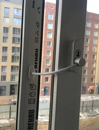 Ремонт пластиковых окон и дверей, фотография 3