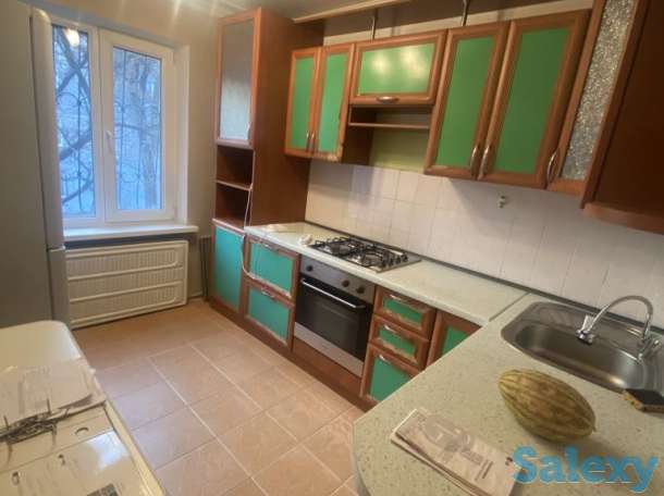 Продам кухонный гарнитур. Состояние б/у (самовывоз), фотография 3