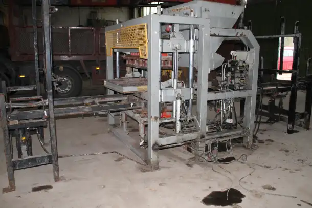 Продается бывший в употреблении Оборудование вибропресования, фотография 1
