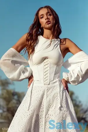 Корсет с кружевом, фотография 1