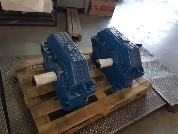Редуктора. Насосы . электродвигатель, фотография 1