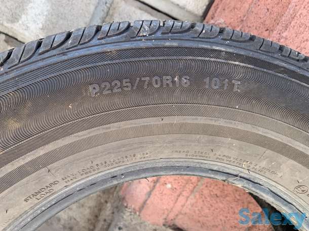 Срочно продам 2 шины, фотография 3