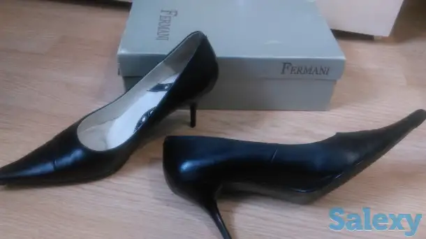 Классические женские лодочки на низком каблуке,, фотография 4