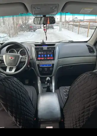 кроссовер geely Emgrand X7, фотография 4