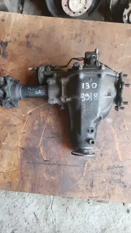 Передний редуктор  398   на  Toyota Hilux Surf 130, фотография 1