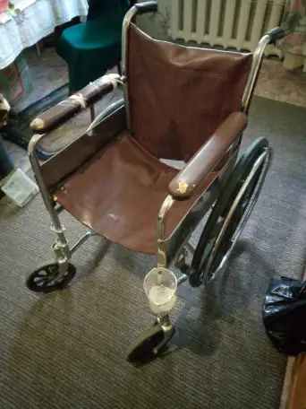 Продам инвалидную коляску, фотография 1