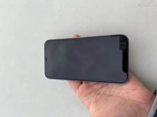 iPhone 11 Purple  телефон айфон 11, фотография 3