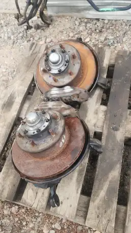 Цапфа Toyota Hilux Surf 130, фотография 1