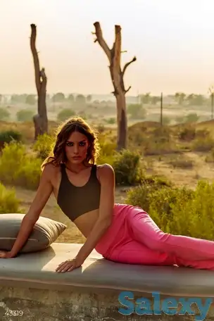 Черный базовый топ, фотография 1