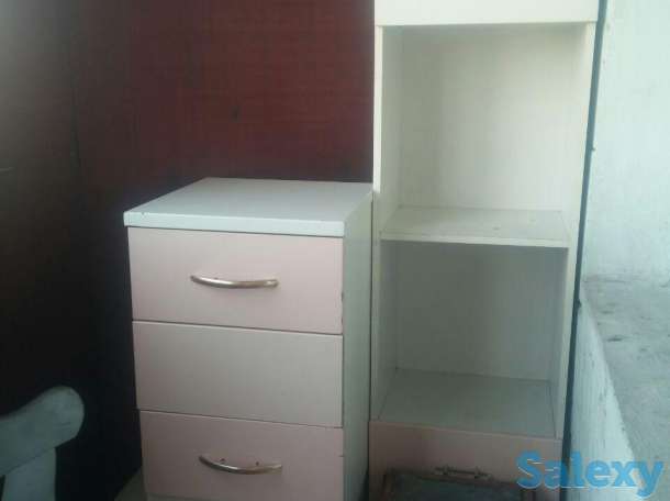 Стол + шкаф+тумбы, фотография 1