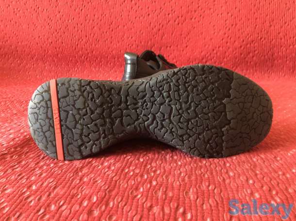 Продам кроссовки, фотография 7