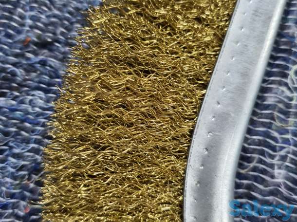 Щетка металлическая оцинкованная, дерев и пластиковая ручка MATRIX, фотография 2