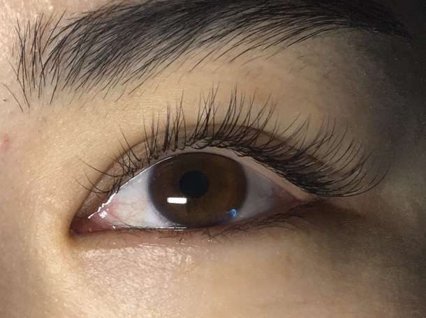 Наращивание ресниц, фотография 1