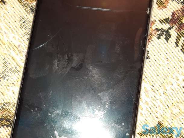 Samsung A30, фотография 1