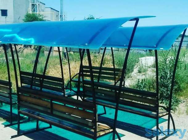 Скамейки  с навесом, фотография 2