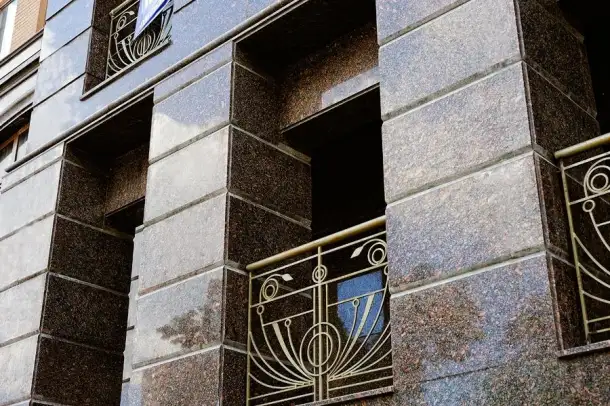 Гранитная фасадная плитка, облицовочный камень, фотография 2