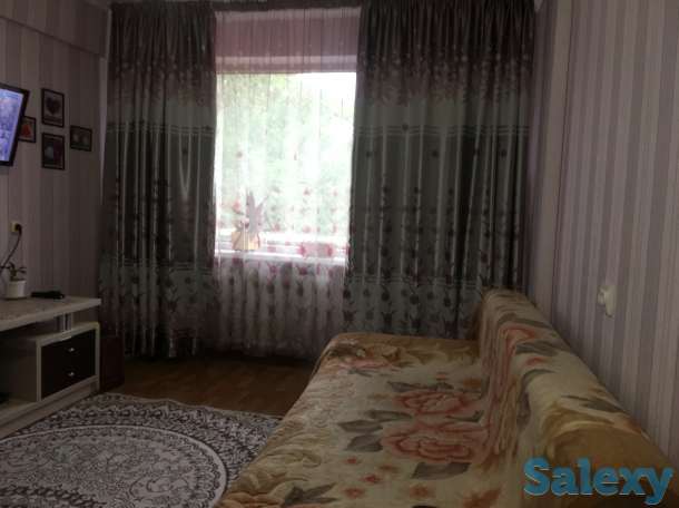 Продам 1,5 улучшенная, 2/5 эт, балкон, пластиковые окна, фотография 1