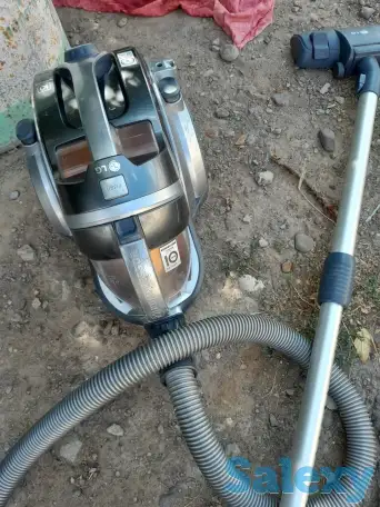 Продается пылесос, фотография 1